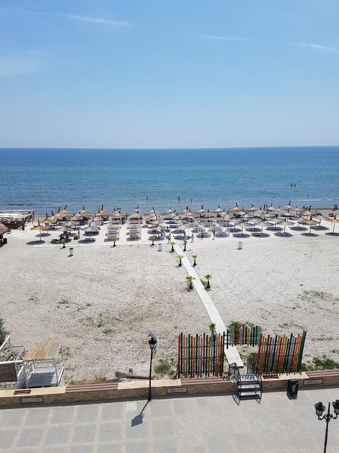 Constantinos Apartment Mamaia Nord Năvodari Buitenkant foto