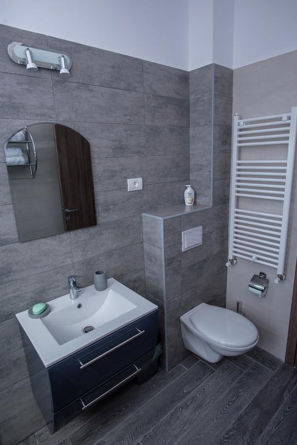 Constantinos Apartment Mamaia Nord Năvodari Buitenkant foto